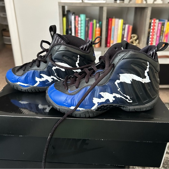 Nike Air Little Posite One | kids 11C (PS) | blk blue wht | Good Condition - Picture 6 of 9